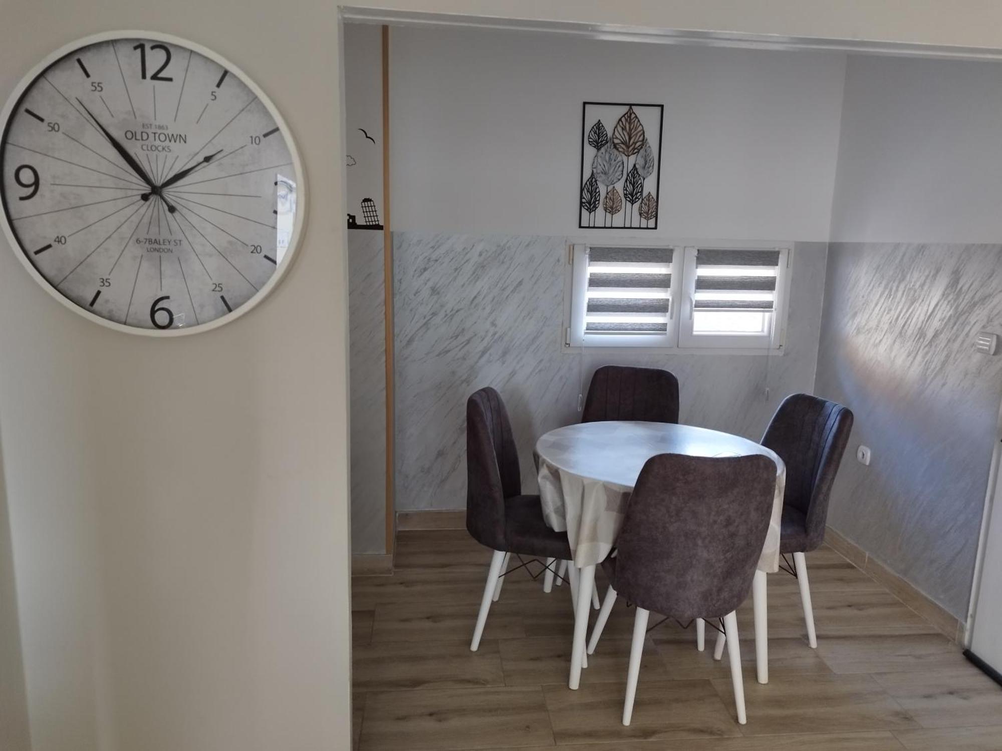 Apartman Petrov Donji Milanovac Buitenkant foto