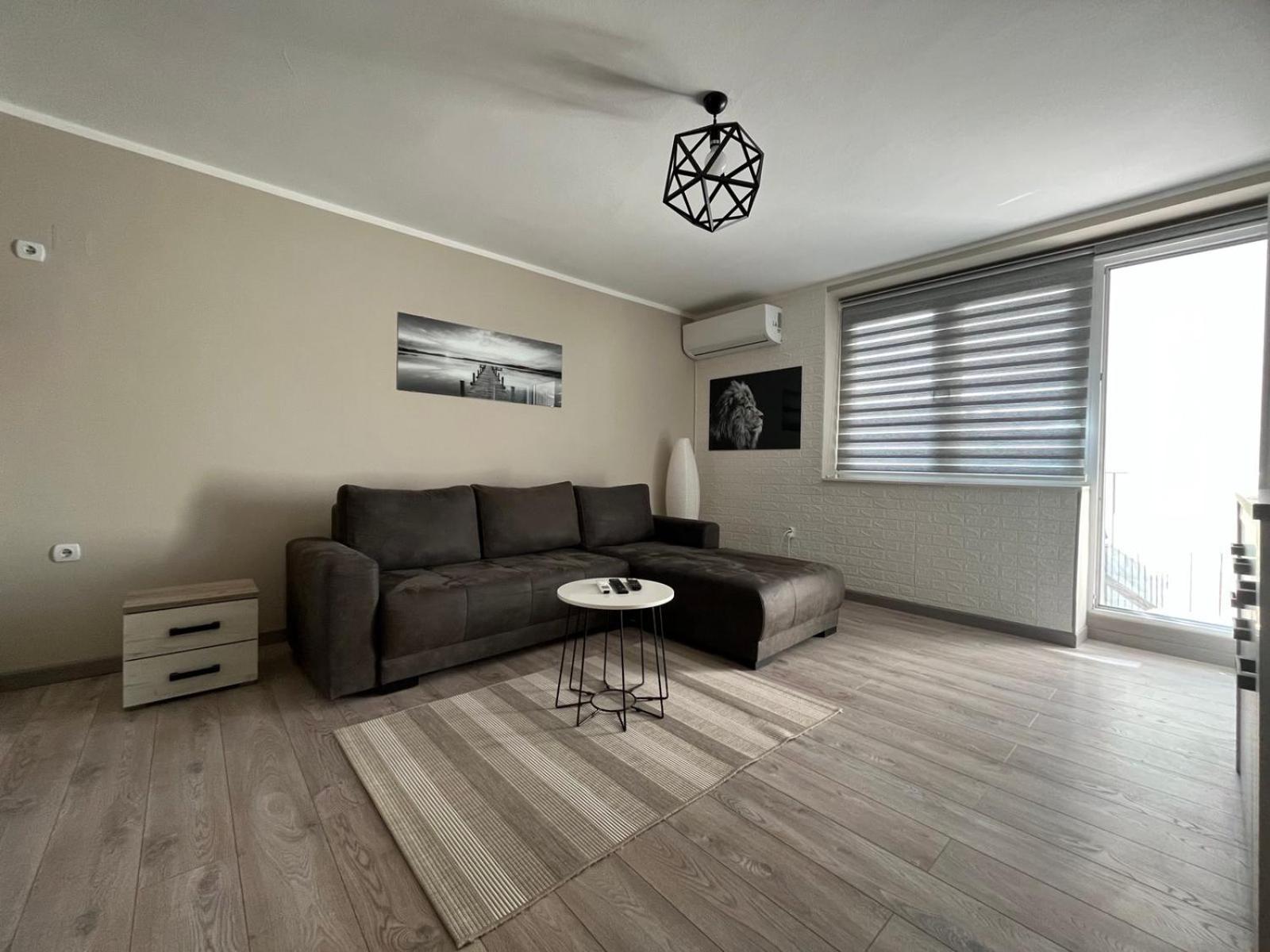 Apartman Petrov Donji Milanovac Buitenkant foto