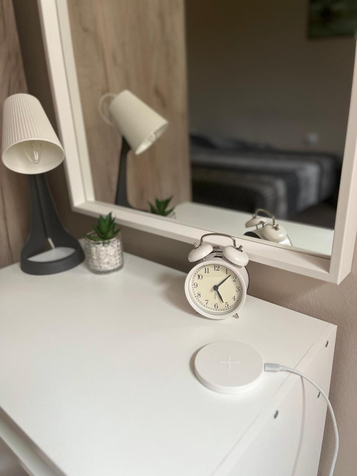 Apartman Petrov Donji Milanovac Buitenkant foto